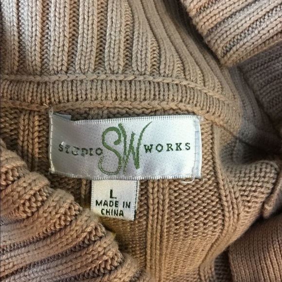 Studio Works Large split neck tan heavier weight sweater - Picture 11 of 14